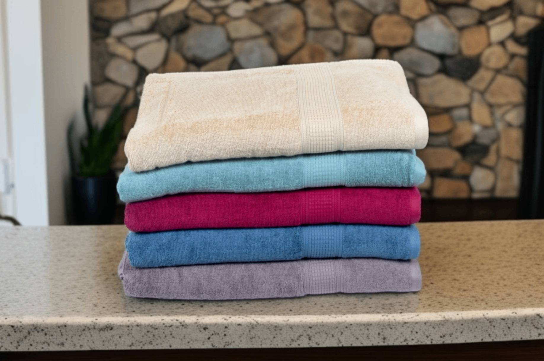 Red Cotton Bath Towel – Kaibee (photo 3 of 4) – KaiBee