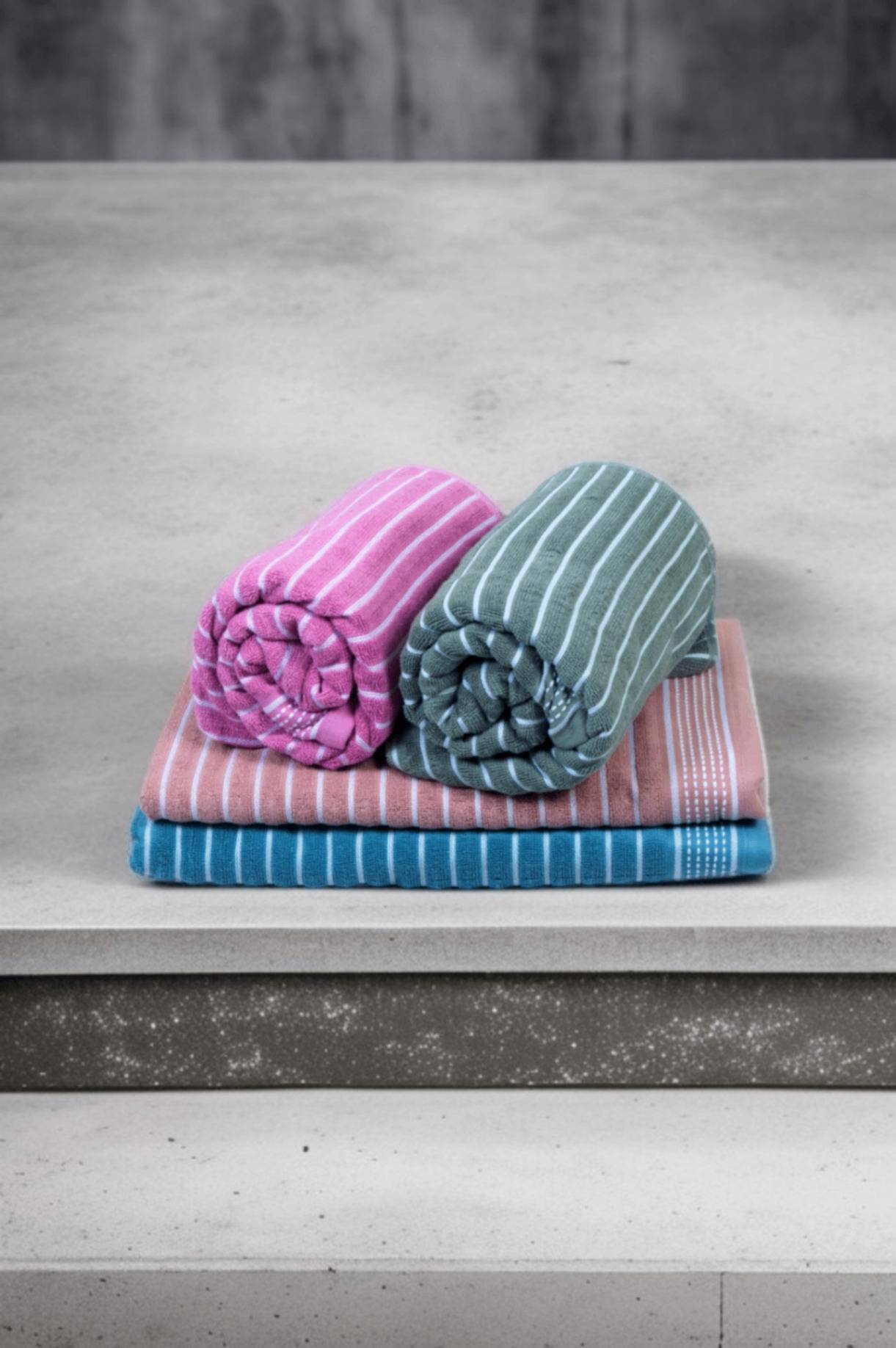 Striped Pink Cotton Bath Towel – Kaibee (photo 4 of 4) – KaiBee