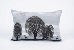 Bedsheet with Tree Silhouette & Floral Print – view 2