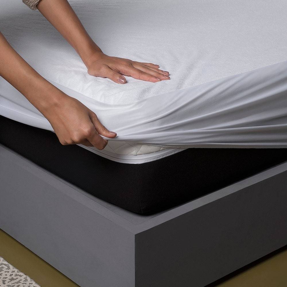 Waterproof Fitted Mattress Protector – Kaibee (photo 1 of 5) – KaiBee